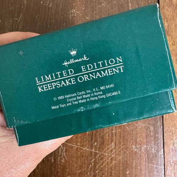 Hallmark "Holiday Heirloom" Silver Plate and Crystal Bell Club Ornament 1989 - Picture 7 of 8